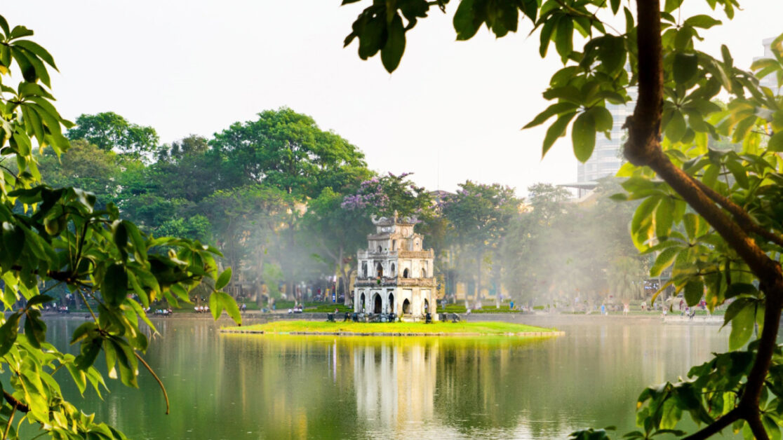 Embark on an amazing journey to the land of S-shaped Vietnam
